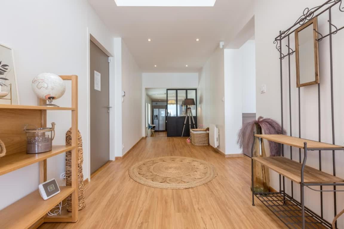 LES PIEDS DANS L'EAU - Bel appartement - Vue mer - 6 personnes Cancale Eksteriør bilde