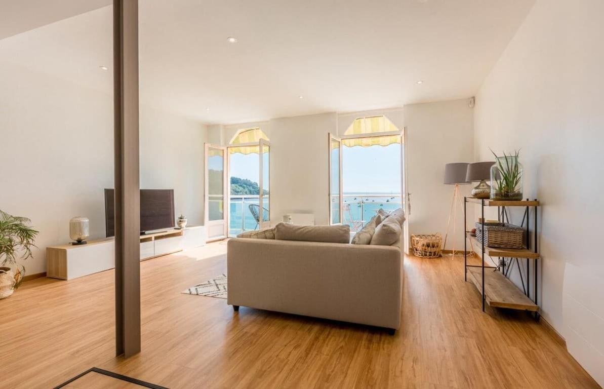 LES PIEDS DANS L'EAU - Bel appartement - Vue mer - 6 personnes Cancale Eksteriør bilde